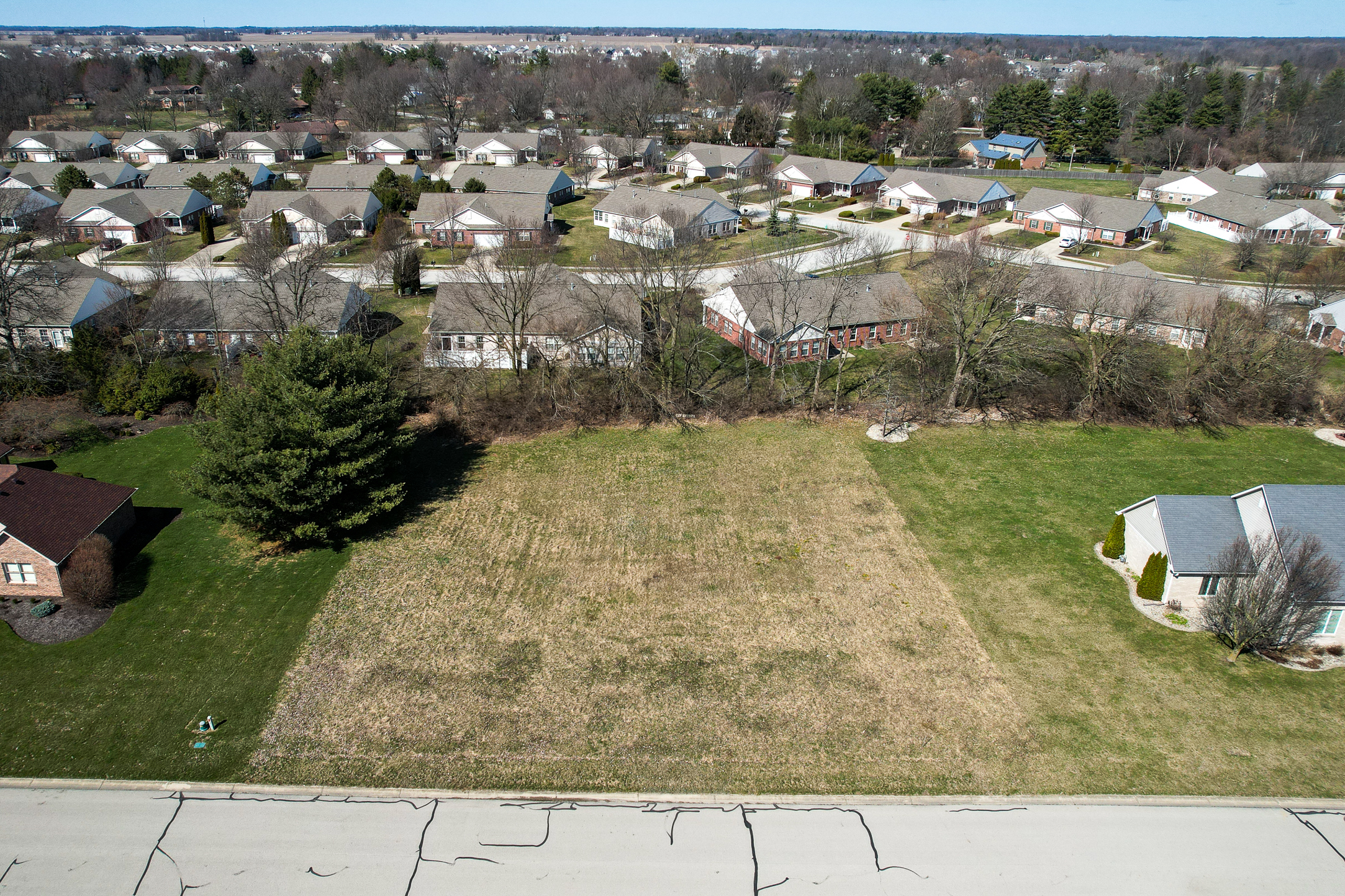 10658 Eagle Drive Indianapolis, IN 46234 - Photo 2 of 12