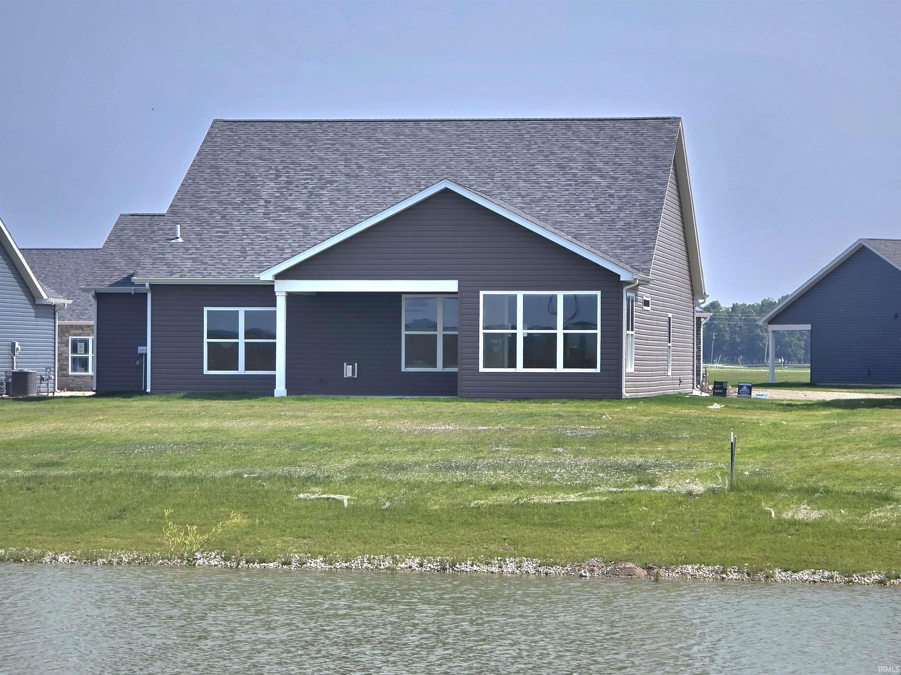 5445 Rio Azul Cove Fort Wayne, IN 46818 - Photo 2 of 17