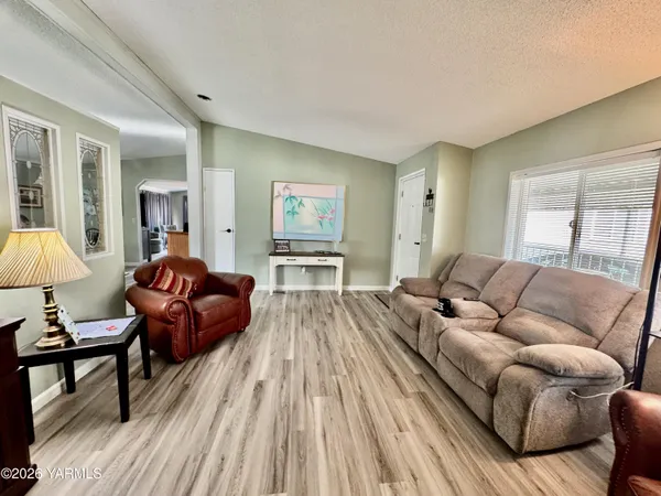 $150,000 | 1100 South Euclid Road, Unit 68, Grandview, WA 98930