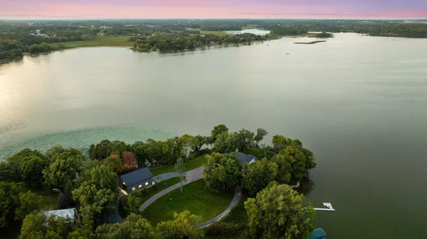 $3,395,000 | 5112 South Lakeshore Drive, Independence, MN 55359