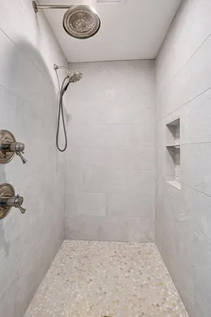 $3,395,000 | 5112 South Lakeshore Drive, Independence, MN 55359