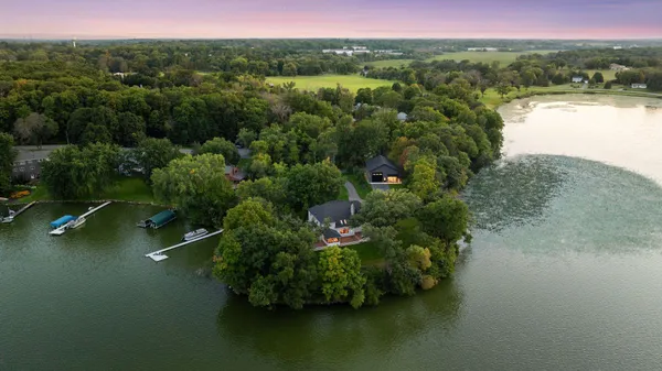 $3,395,000 | 5112 South Lakeshore Drive, Independence, MN 55359