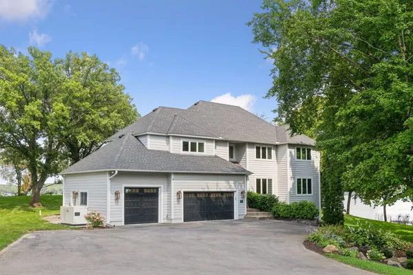 $3,395,000 | 5112 South Lakeshore Drive, Independence, MN 55359