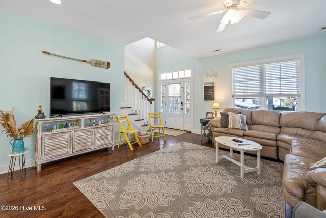 $580,000 | 1679 Hemingway Drive Southwest, Ocean Isle Beach, NC 28469