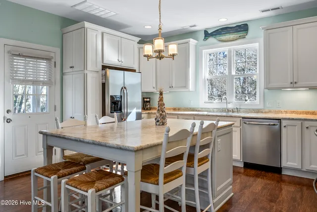 $580,000 | 1679 Hemingway Drive Southwest, Ocean Isle Beach, NC 28469