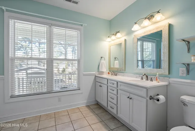 $580,000 | 1679 Hemingway Drive Southwest, Ocean Isle Beach, NC 28469