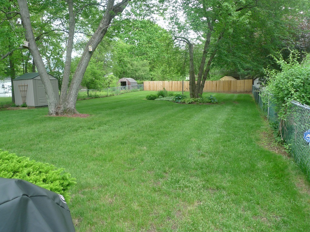 221 Senator Street Springfield, MA 01129 - Photo 6 of 20 Gallery Image 6