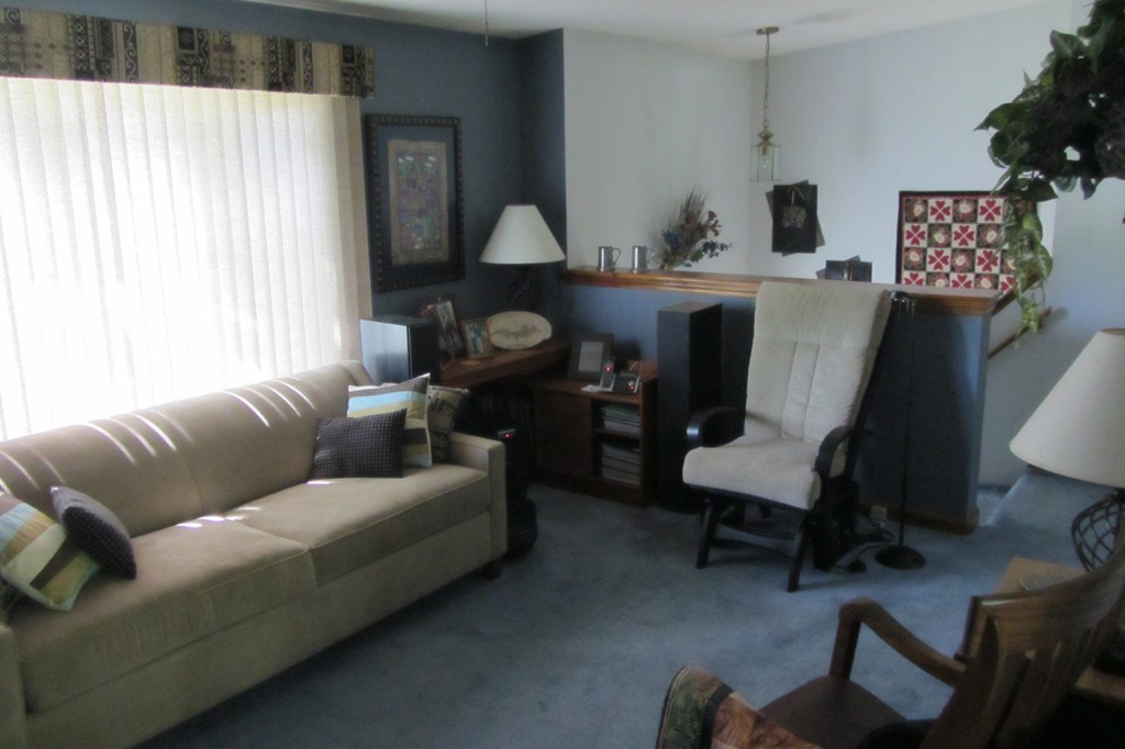 221 Senator Street Springfield, MA 01129 - Photo 7 of 20 Gallery Image 7