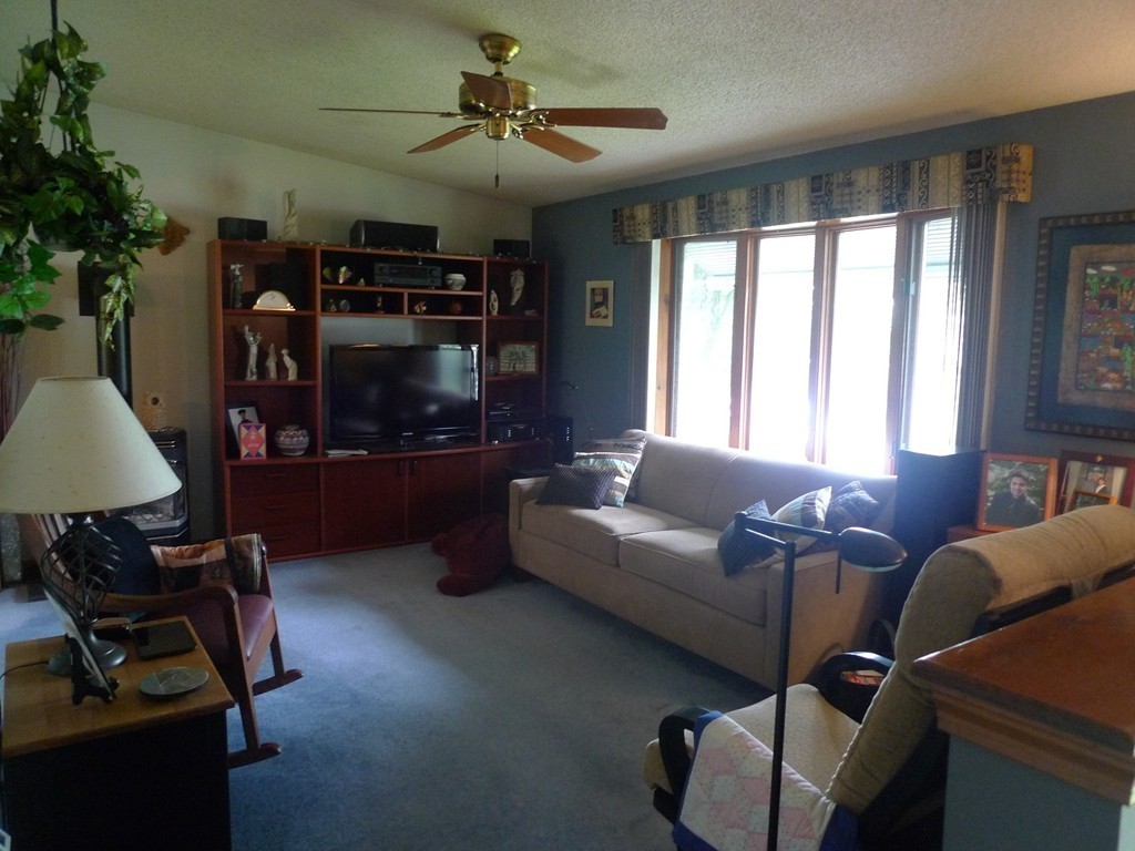 221 Senator Street Springfield, MA 01129 - Photo 8 of 20 Gallery Image 8