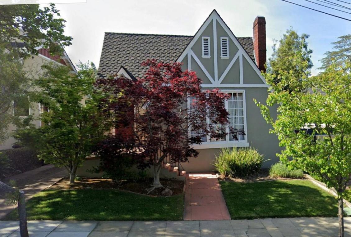 22 Engle Road San Mateo, CA 94402 - Photo 4 of 42 a front view of a house with a yard