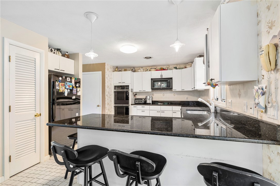 264 Boston Neck Road Narragansett, RI 02882 - Photo 20 of 49