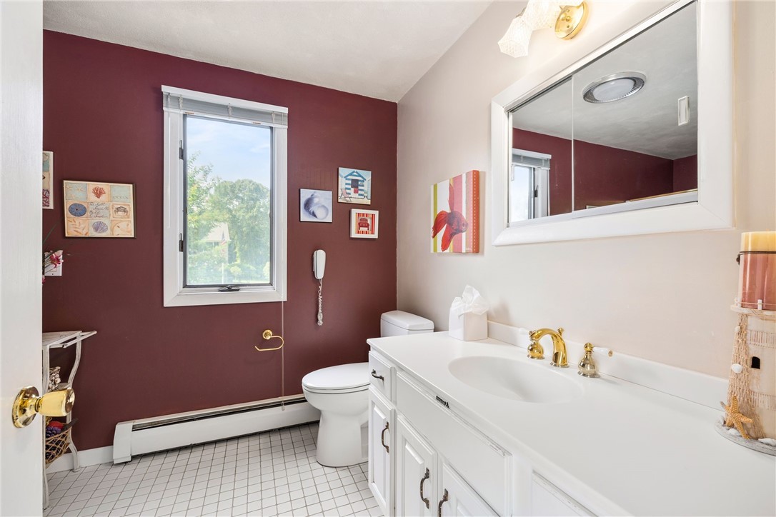 264 Boston Neck Road Narragansett, RI 02882 - Photo 31 of 49