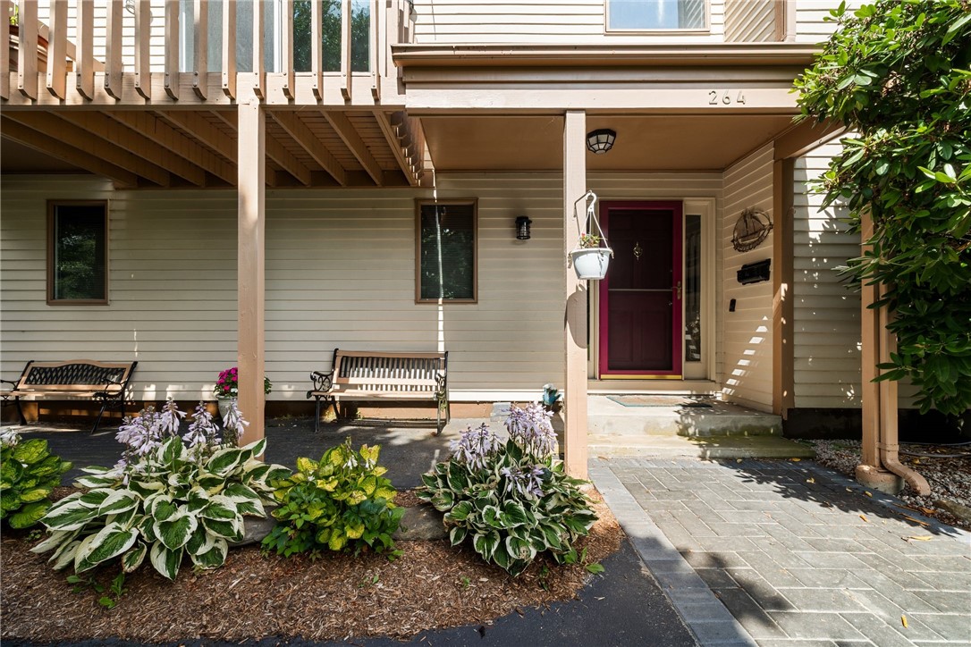 264 Boston Neck Road Narragansett, RI 02882 - Photo 7 of 49