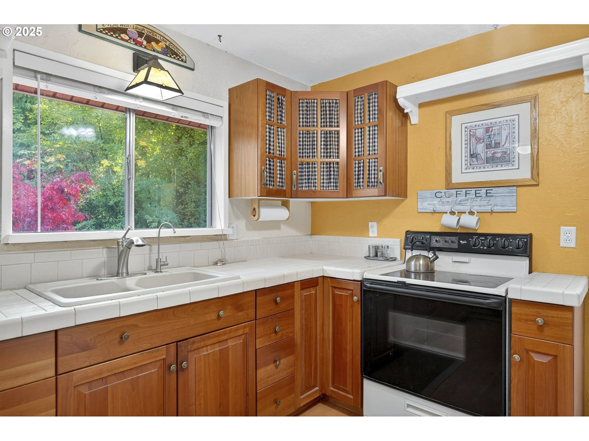 22415 South Saling Road Estacada, OR 97023 - Photo 15 of 46 Kitchen