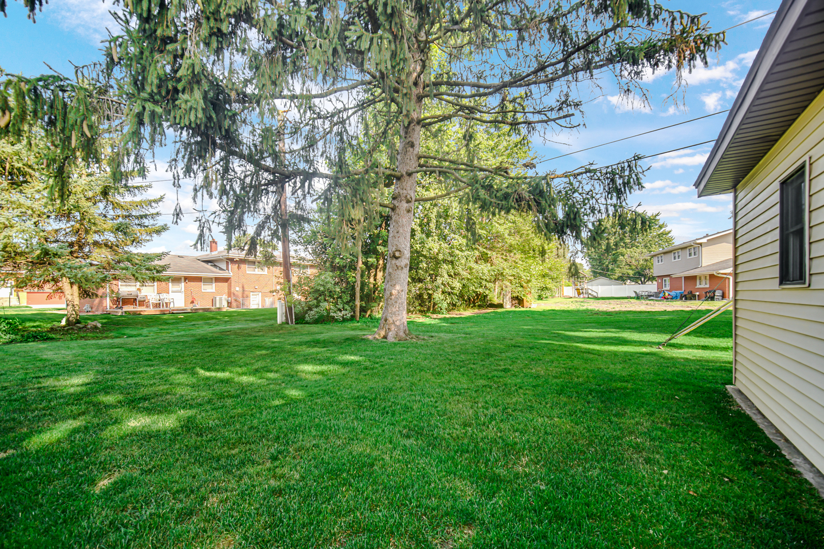 2296 185th Place Lansing, IL 60438 - Photo 29 of 32 a view of yard with green space