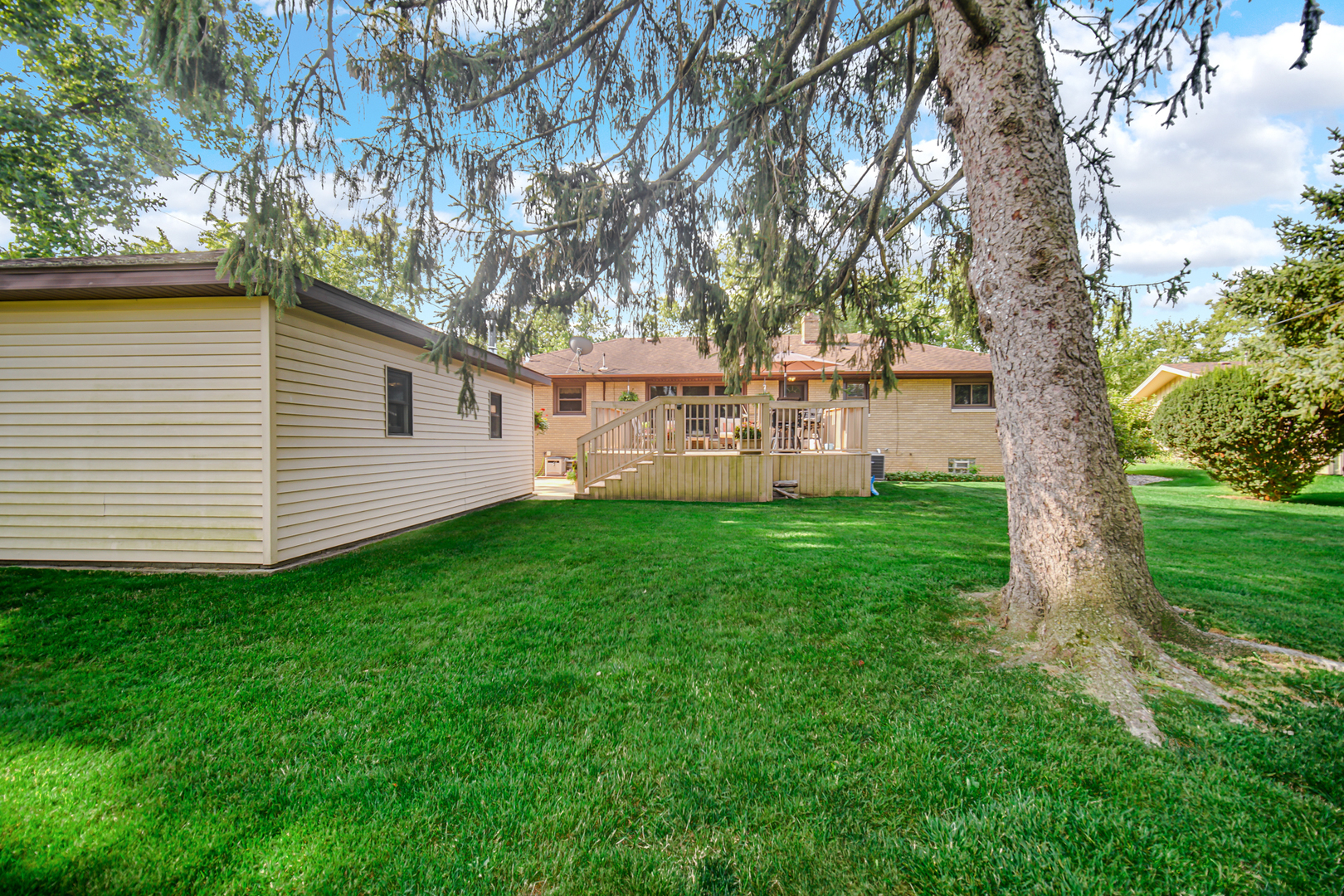 2296 185th Place Lansing, IL 60438 - Photo 30 of 32 a view of a house with backyard