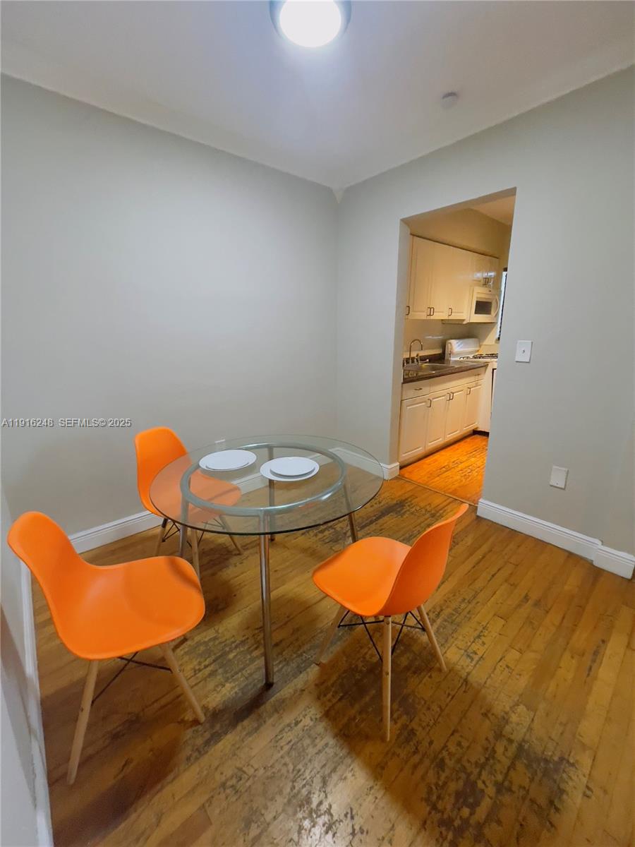 7710 Harding Avenue, Unit 412 Miami Beach, FL 33141 - Photo 5 of 8