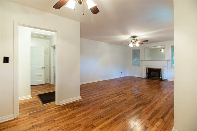 $1,900 | 710 Glenview Drive, Tallahassee, FL 32303