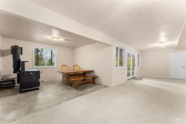 $749,900 | 149 Scriver Woods Road, Garden Valley, ID 83622