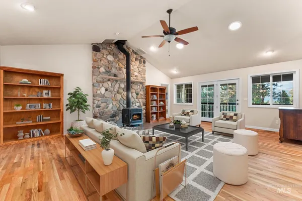 $749,900 | 149 Scriver Woods Road, Garden Valley, ID 83622