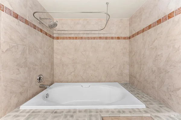 $749,900 | 149 Scriver Woods Road, Garden Valley, ID 83622