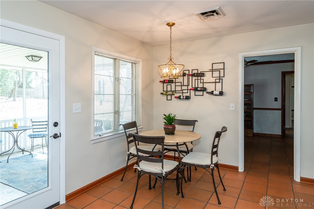 4202 Upham Road Kettering, OH 45429 - Photo 18 of 48 Gallery Image 18
