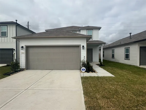 $2,095 | 11511 Gristmill Grange Drive, Crosby, TX 77532