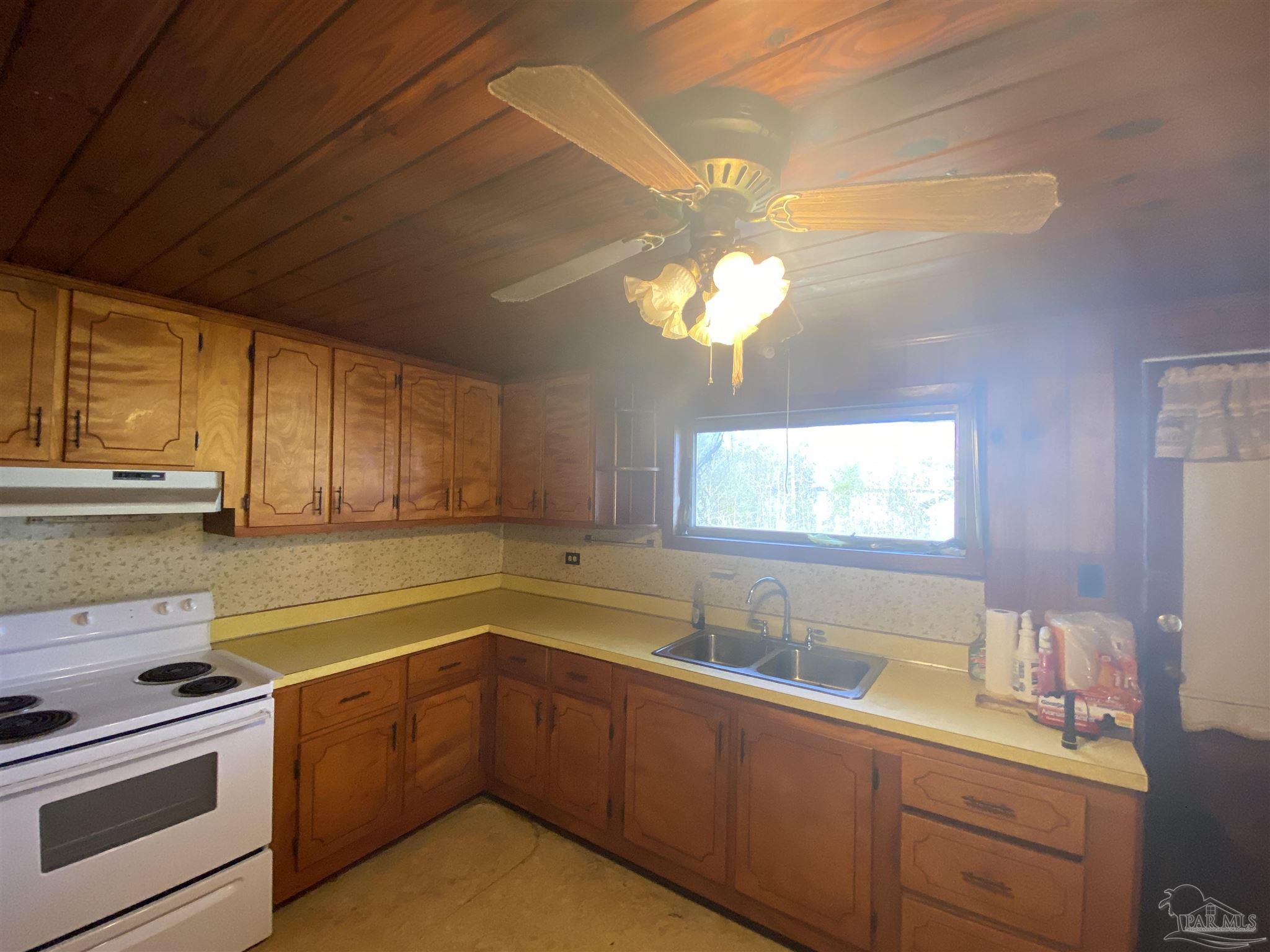 7731 Baptist Church Road Century, FL 32535 - Photo 21 of 39 Gallery Image 21