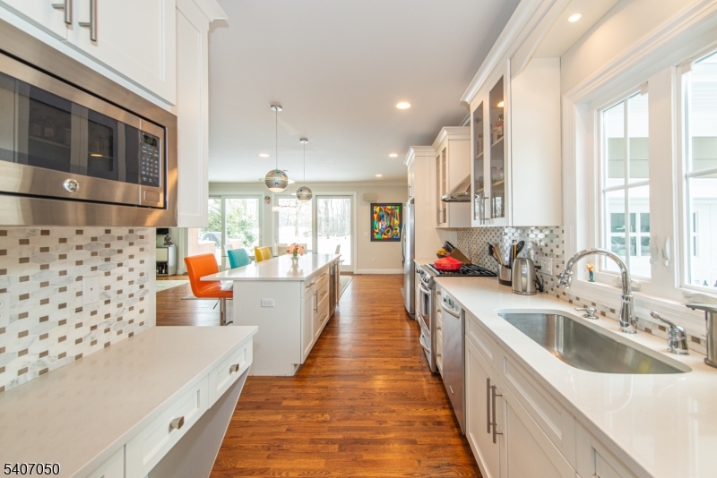 8 Madison Avenue Montclair, NJ 07042 - Photo 16 of 49