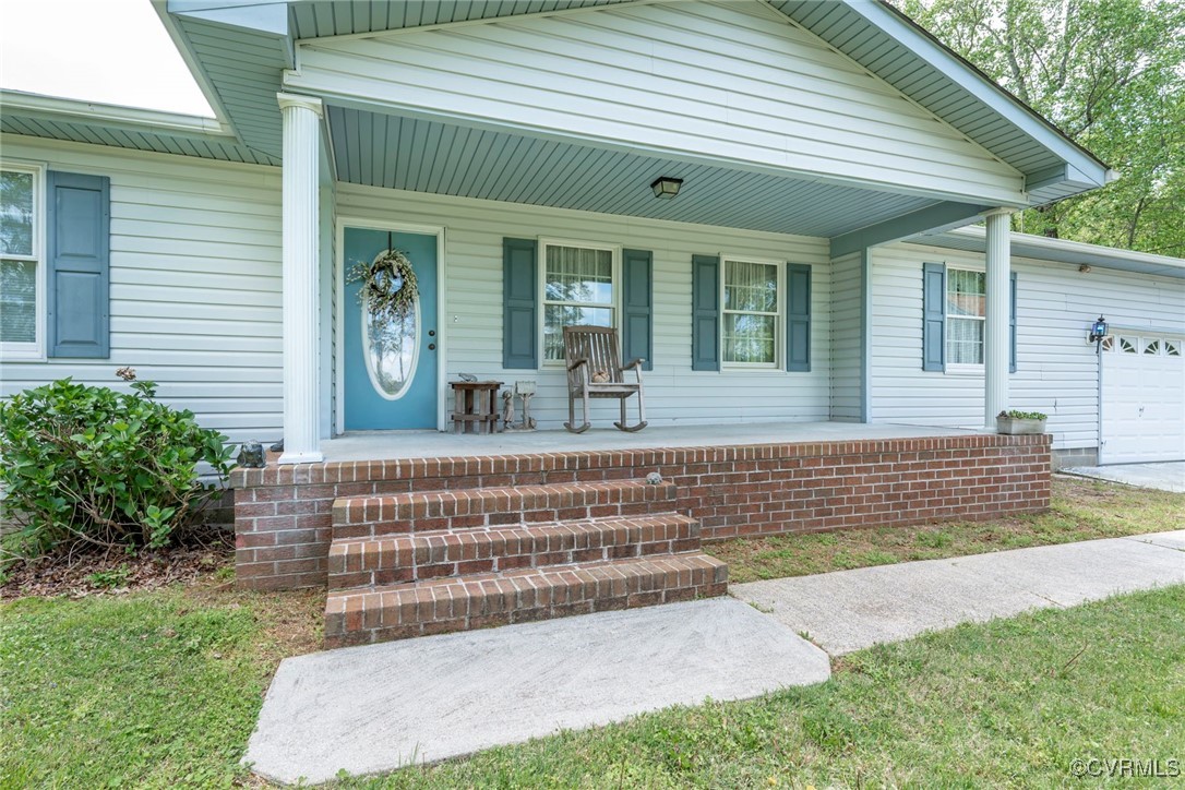 15811 Nobles Road Disputanta, VA 23842 - Photo 4 of 50 Gallery Image 4