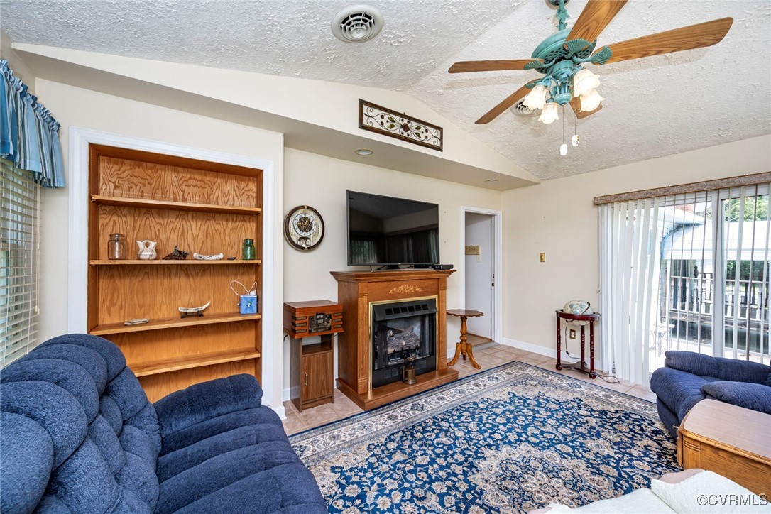 15811 Nobles Road Disputanta, VA 23842 - Photo 9 of 50 Gallery Image 9