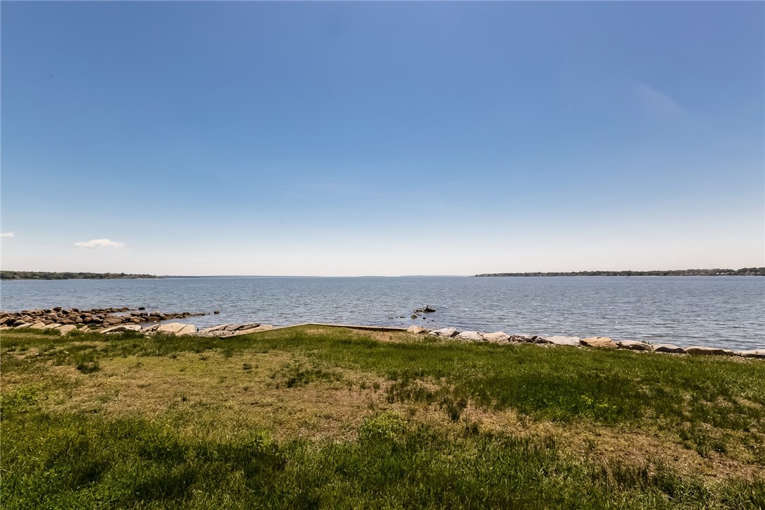 51 9th Avenue Warwick, RI 02886 - Photo 27 of 36