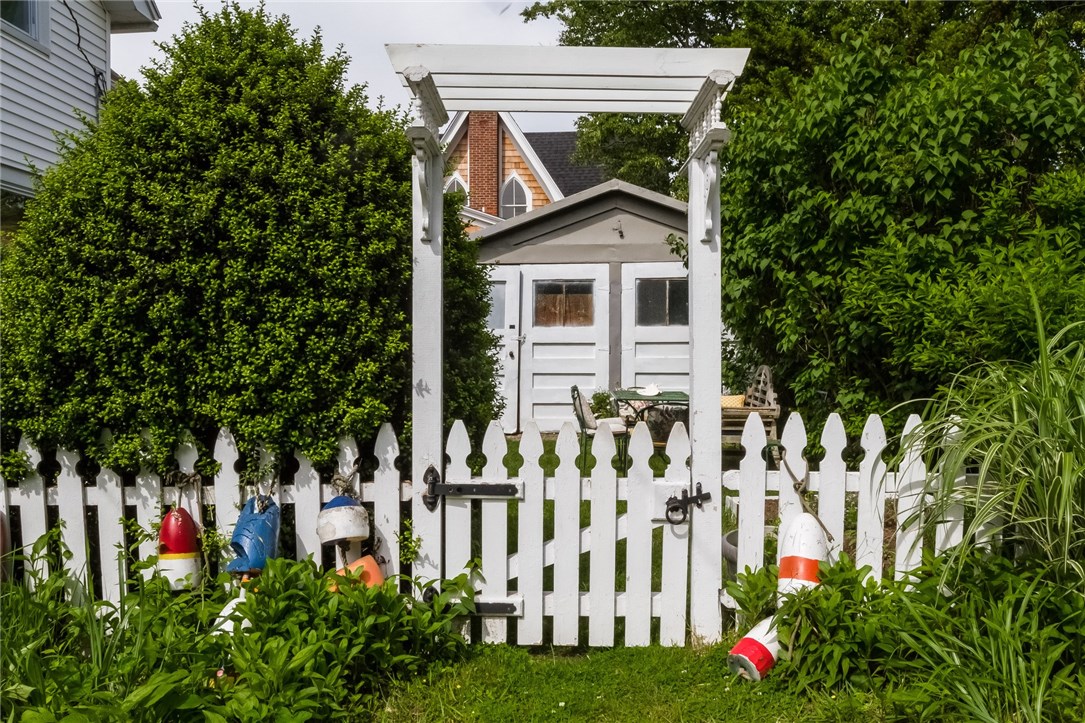 51 9th Avenue Warwick, RI 02886 - Photo 32 of 36