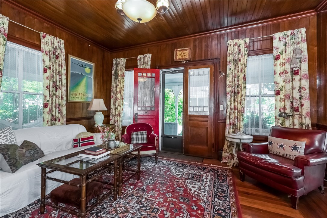 51 9th Avenue Warwick, RI 02886 - Photo 7 of 36