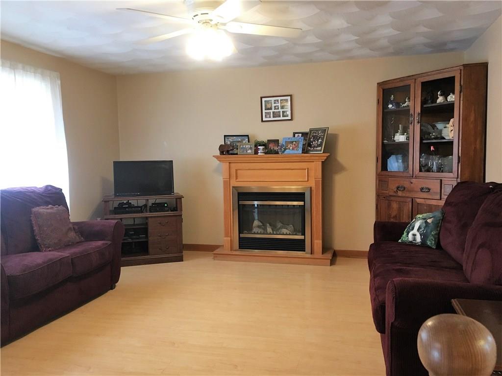 240 Nutt Road Grove City, PA 16127 - Photo 2 of 15