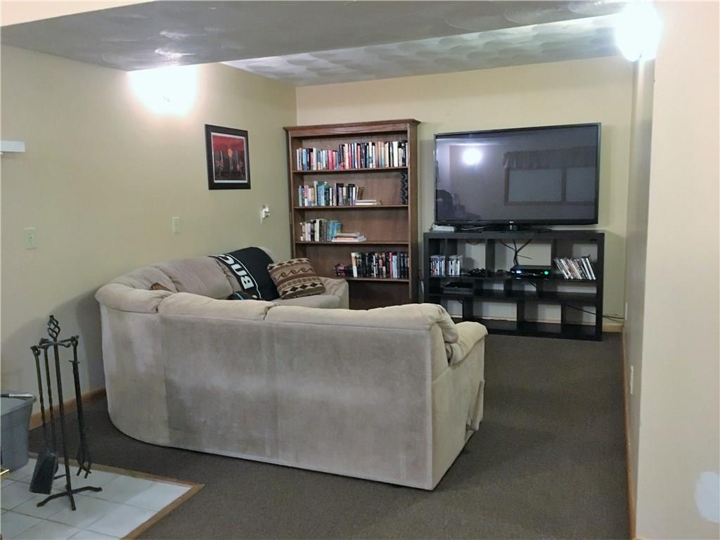 240 Nutt Road Grove City, PA 16127 - Photo 10 of 15