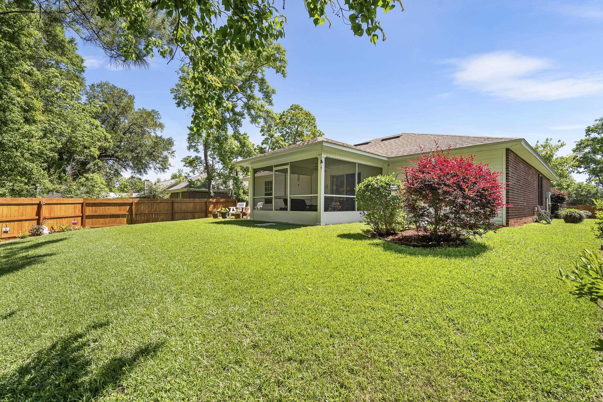 1802 South Bay Street Foley, AL 36535 - Photo 28 of 30 Yard