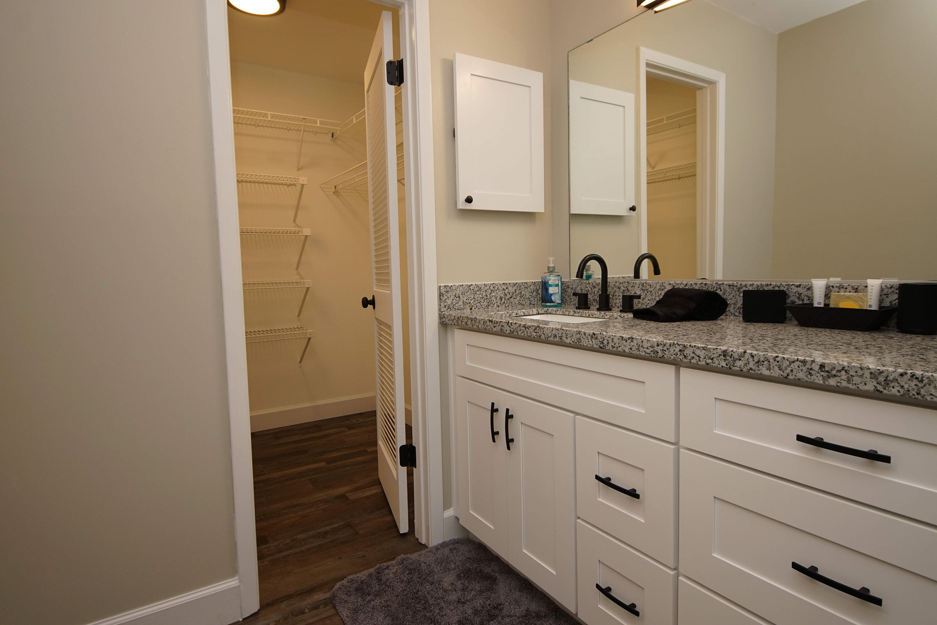 800 Bay Drive, Unit 8 Niceville, FL 32578 - Photo 11 of 29