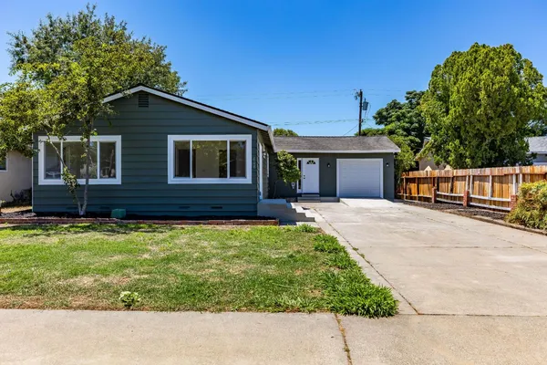 $514,000 | 808 Helen Way, Woodland, CA 95776
