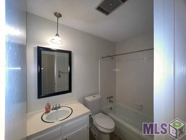 $1,750 | 932 Briarrose Drive, Baton Rouge, LA 70810