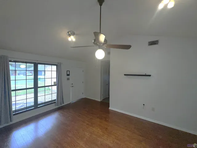 $1,750 | 932 Briarrose Drive, Baton Rouge, LA 70810