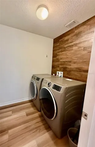 $1,800 | 2363 Twin Lake View Road, Winter Haven, FL 33881