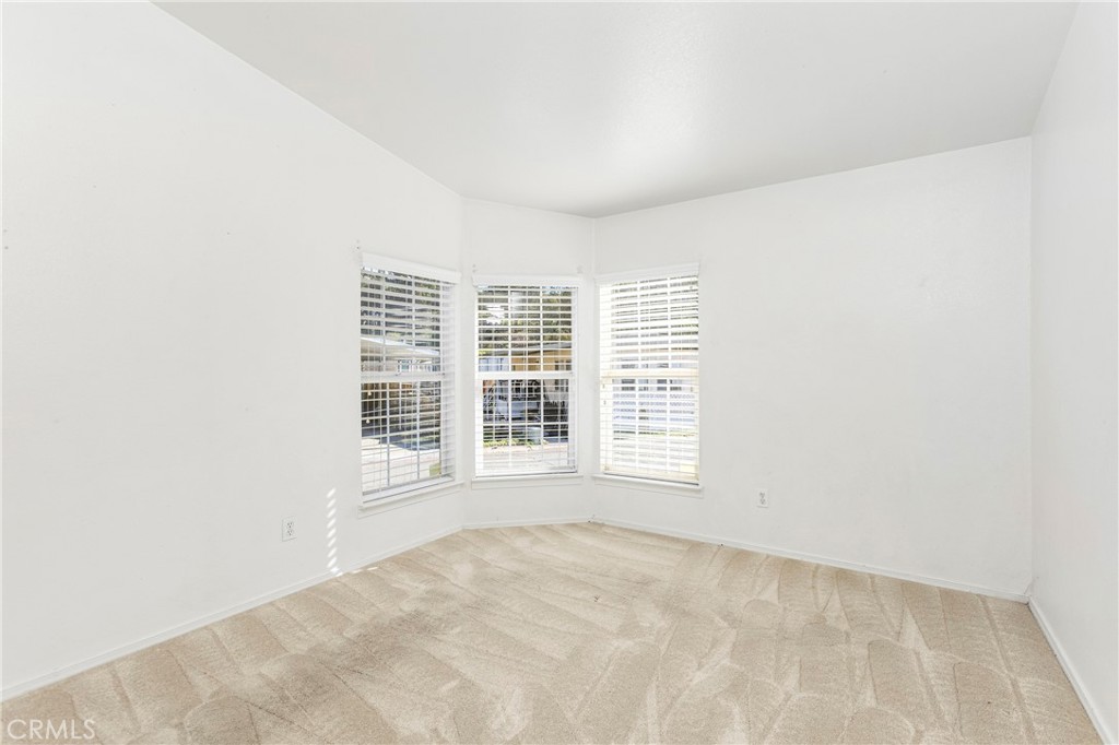 4901 Green River Road, Unit 228 Corona, CA 92878 - Photo 25 of 33