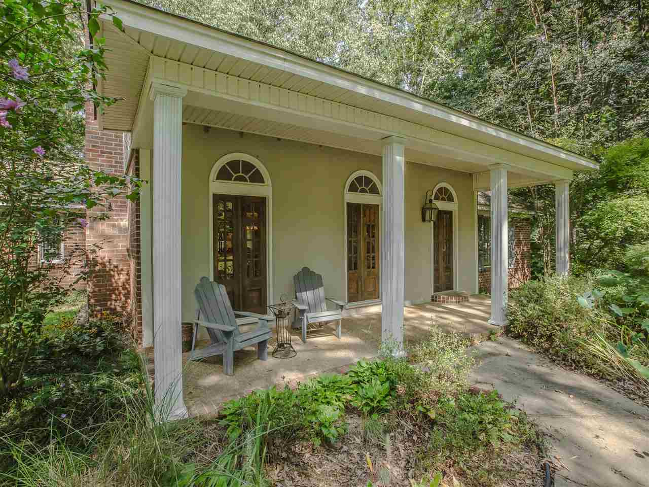 438 Court Street Raymond, MS 39154 - Photo 3 of 42 Photo 3