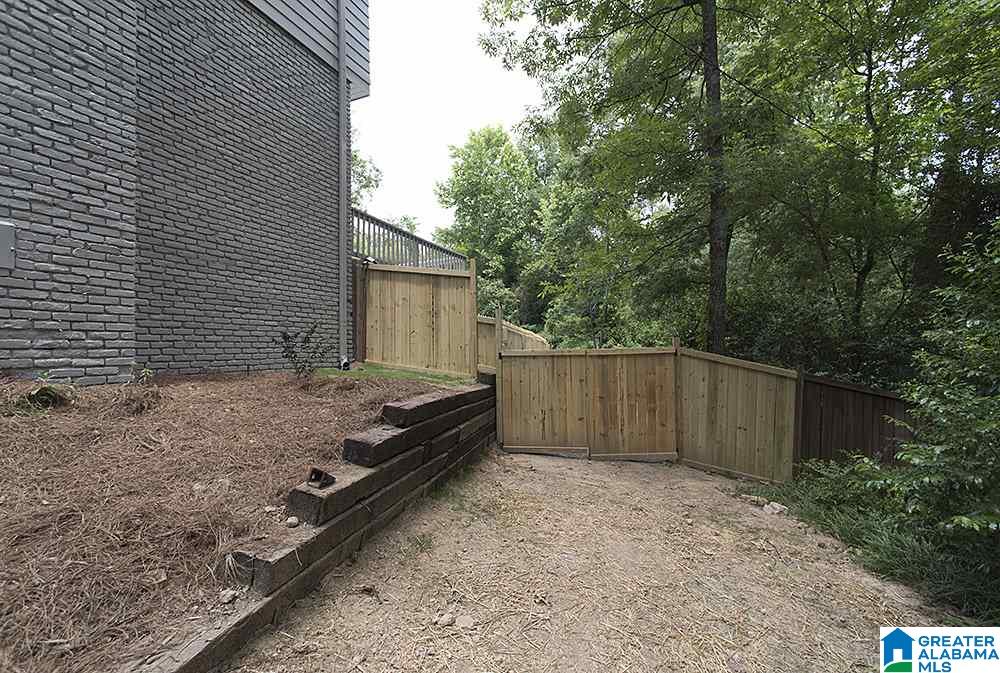 3200 North Woodridge Road Birmingham, AL 35223 - Photo 29 of 34