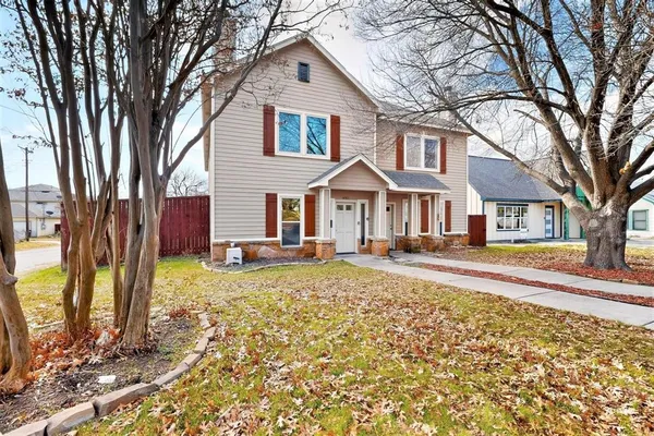 $2,474 | 4801 Birchman Avenue, Fort Worth, TX 76107