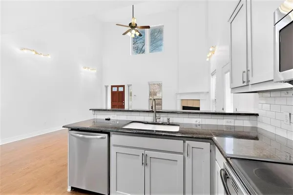 $2,474 | 4801 Birchman Avenue, Fort Worth, TX 76107