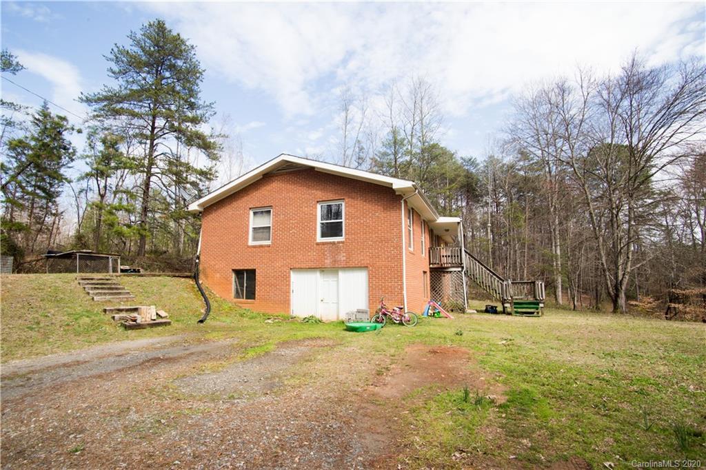 1969 Mud Cut Road Marion, NC 28752 - Photo 3 of 48 Gallery Image 3
