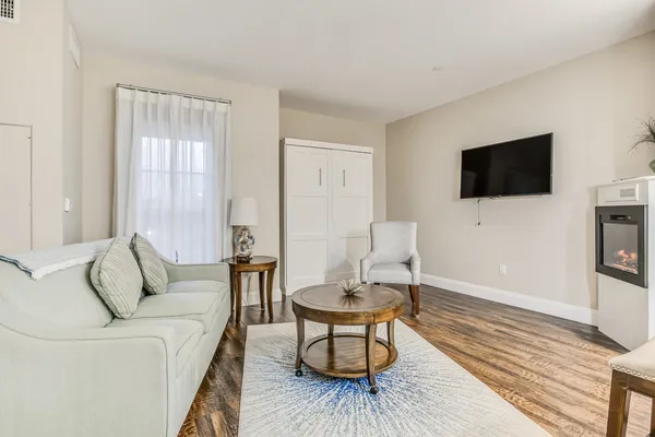 $89,000 | 1 Ocean Avenue, Unit 406 408 1, York, ME 03909