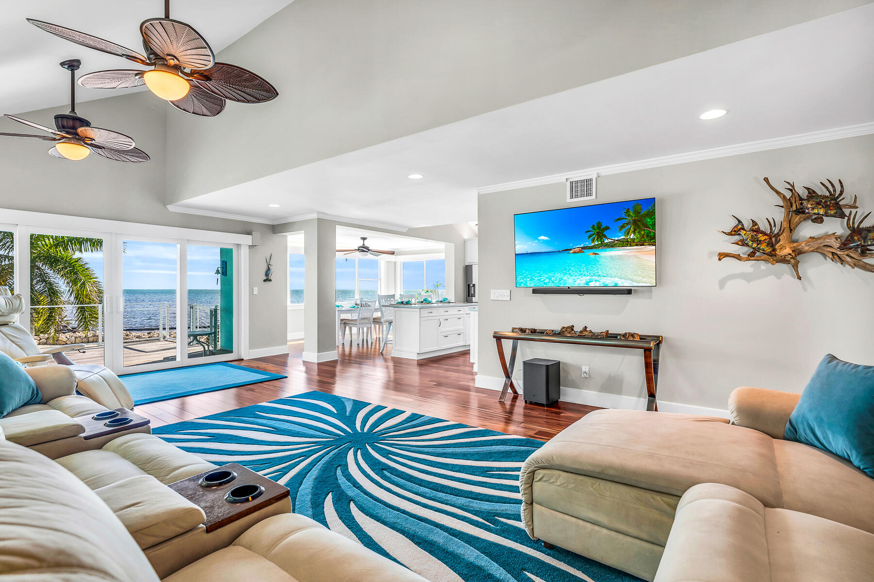 179 East Ridge Road Islamorada, FL 33036 - Photo 15 of 68 Living Room